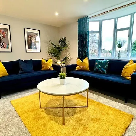 Massive 3 Bedroom - Ground Floor - Near The Beach! Bournemouth Exterior photo